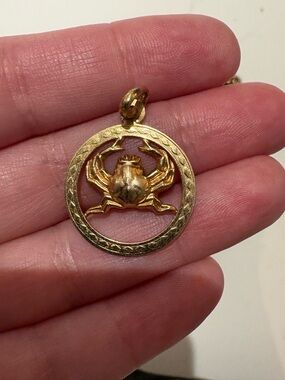 Vintage Large Rare 10k Solid Gold Cancer Crab Zodiac Pendant Necklace Charm